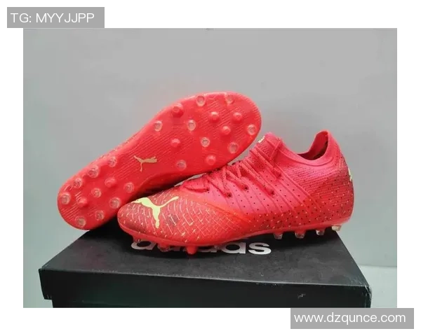 红色足球鞋球星背后的故事与成就解析 红色足球鞋球星背后的故事与成就解析